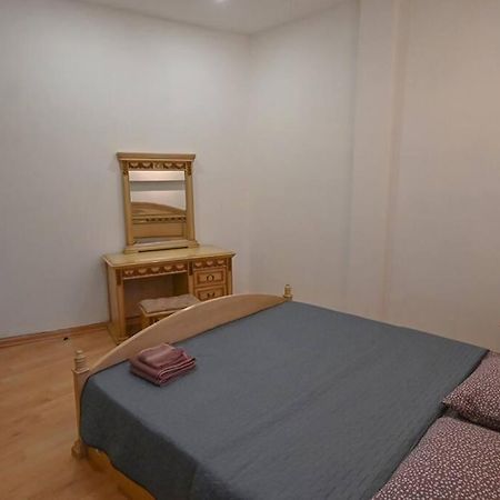 Classic Apt. On Liberty Square 第比利斯 外观 照片
